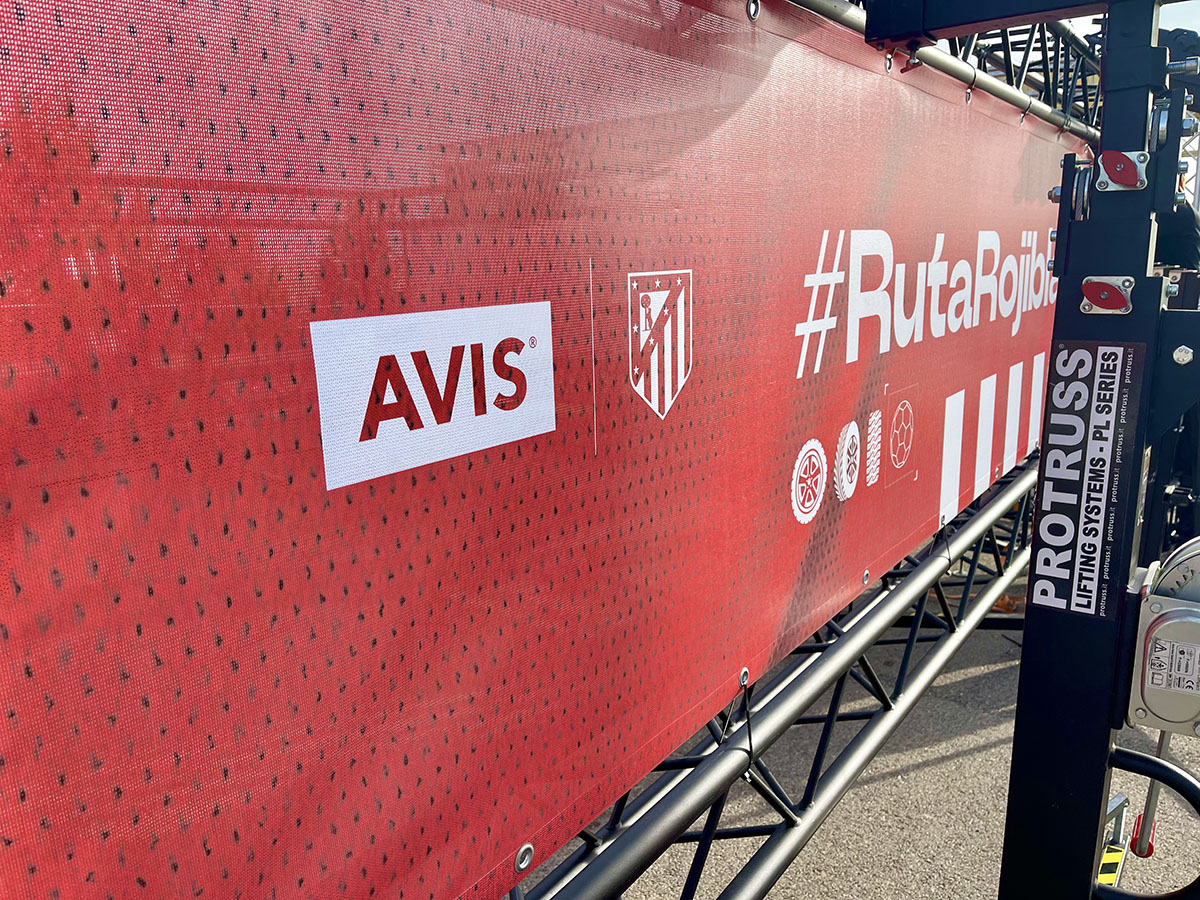 Innicia impresión gran-formato e instalaciones y montaje para ventos-Avis